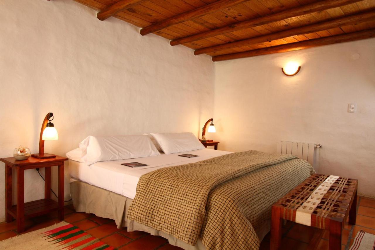 Casa De Piedra Hotell Purmamarca Exteriör bild