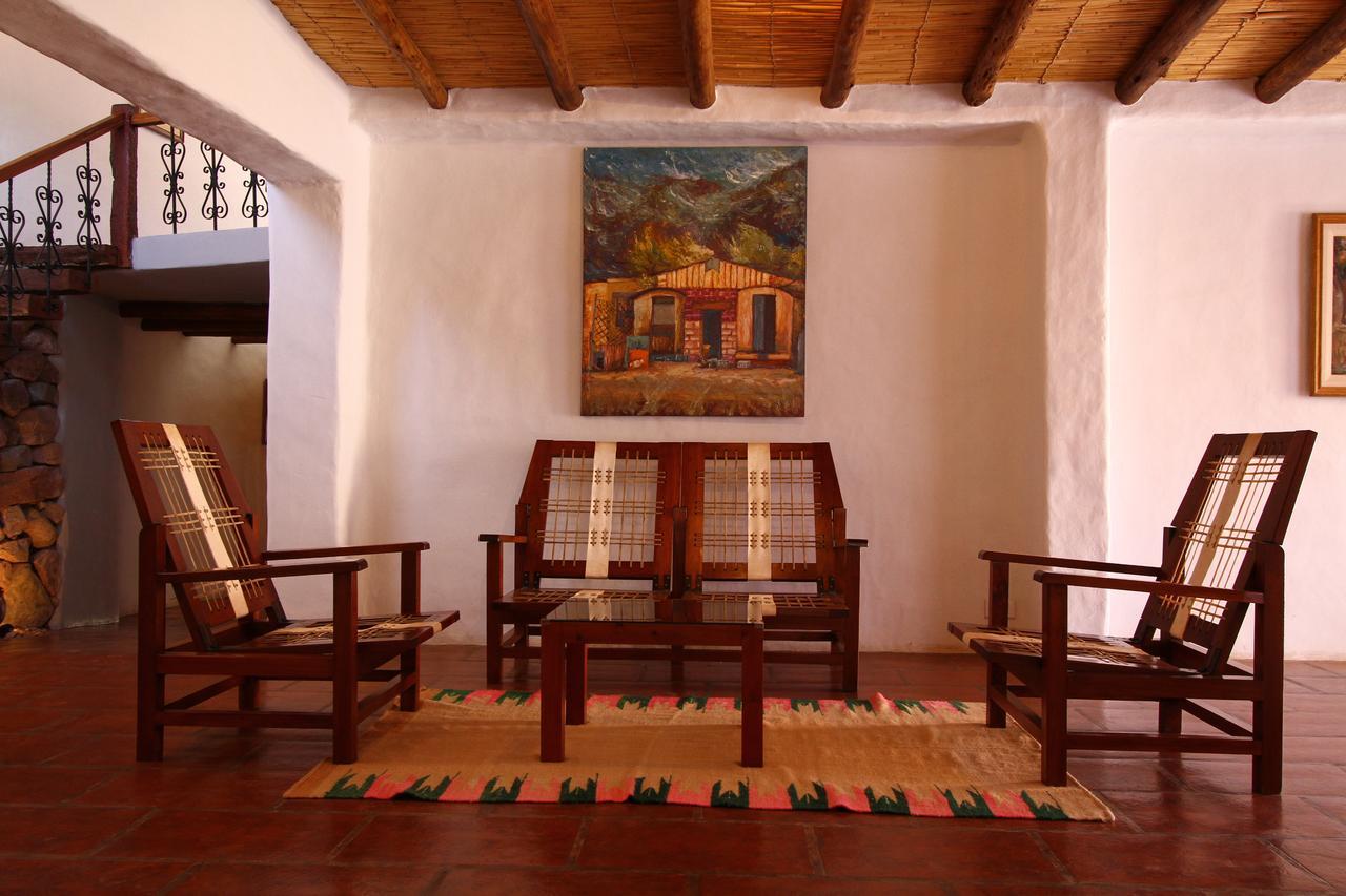 Casa De Piedra Hotell Purmamarca Exteriör bild