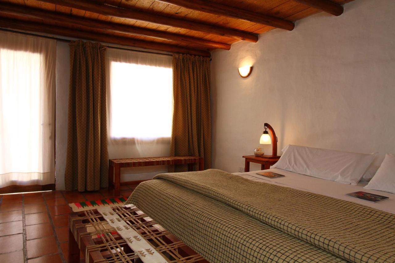 Casa De Piedra Hotell Purmamarca Exteriör bild
