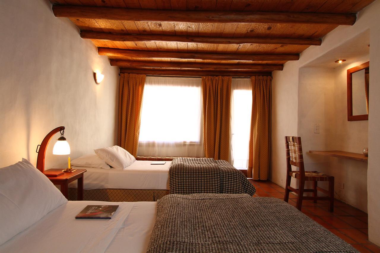 Casa De Piedra Hotell Purmamarca Exteriör bild
