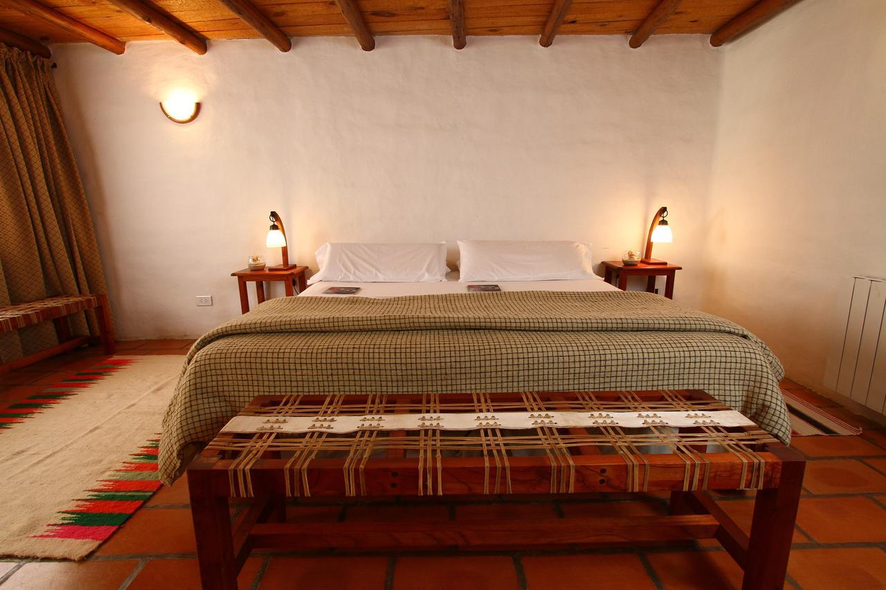 Casa De Piedra Hotell Purmamarca Exteriör bild