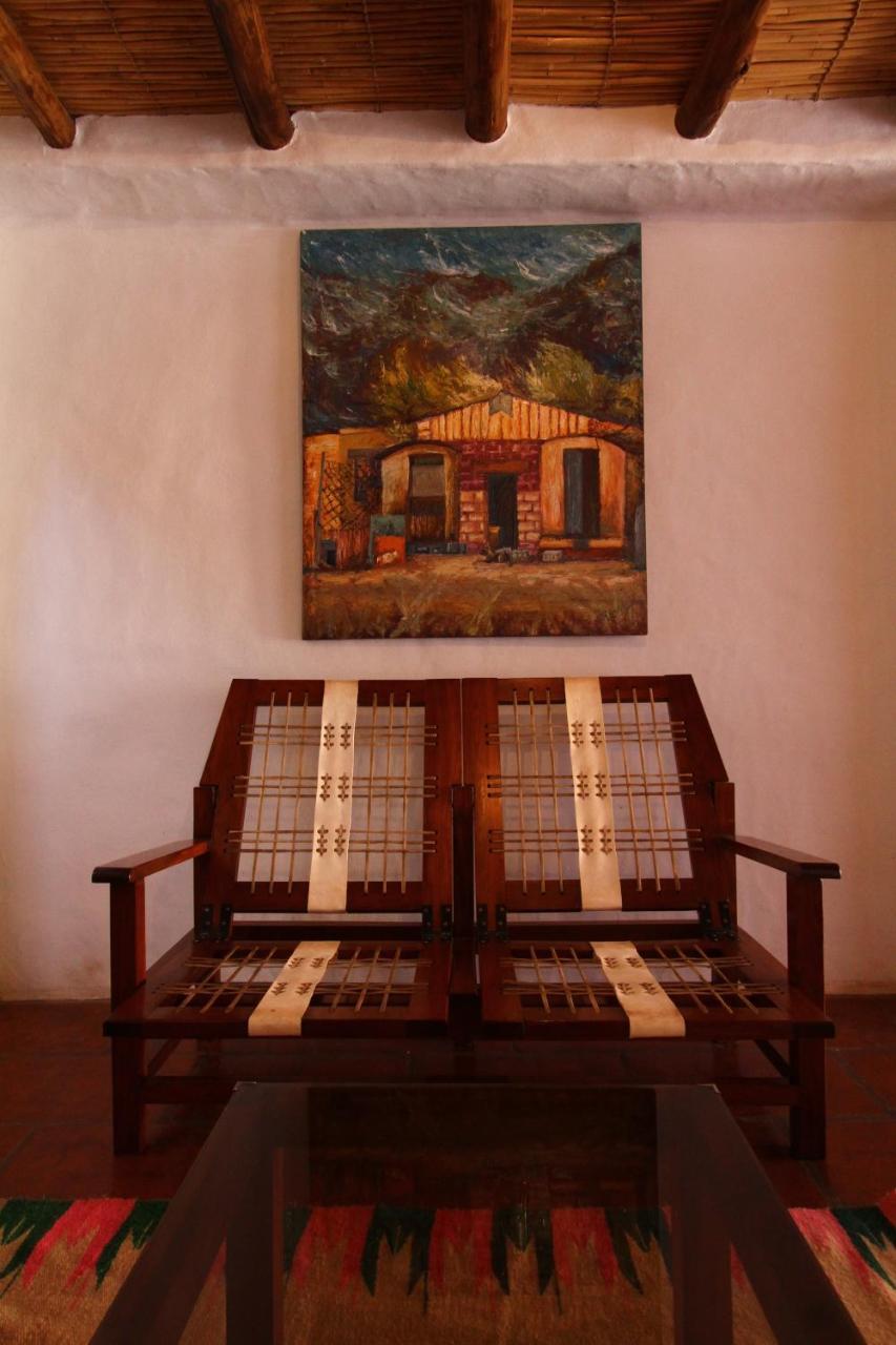 Casa De Piedra Hotell Purmamarca Exteriör bild